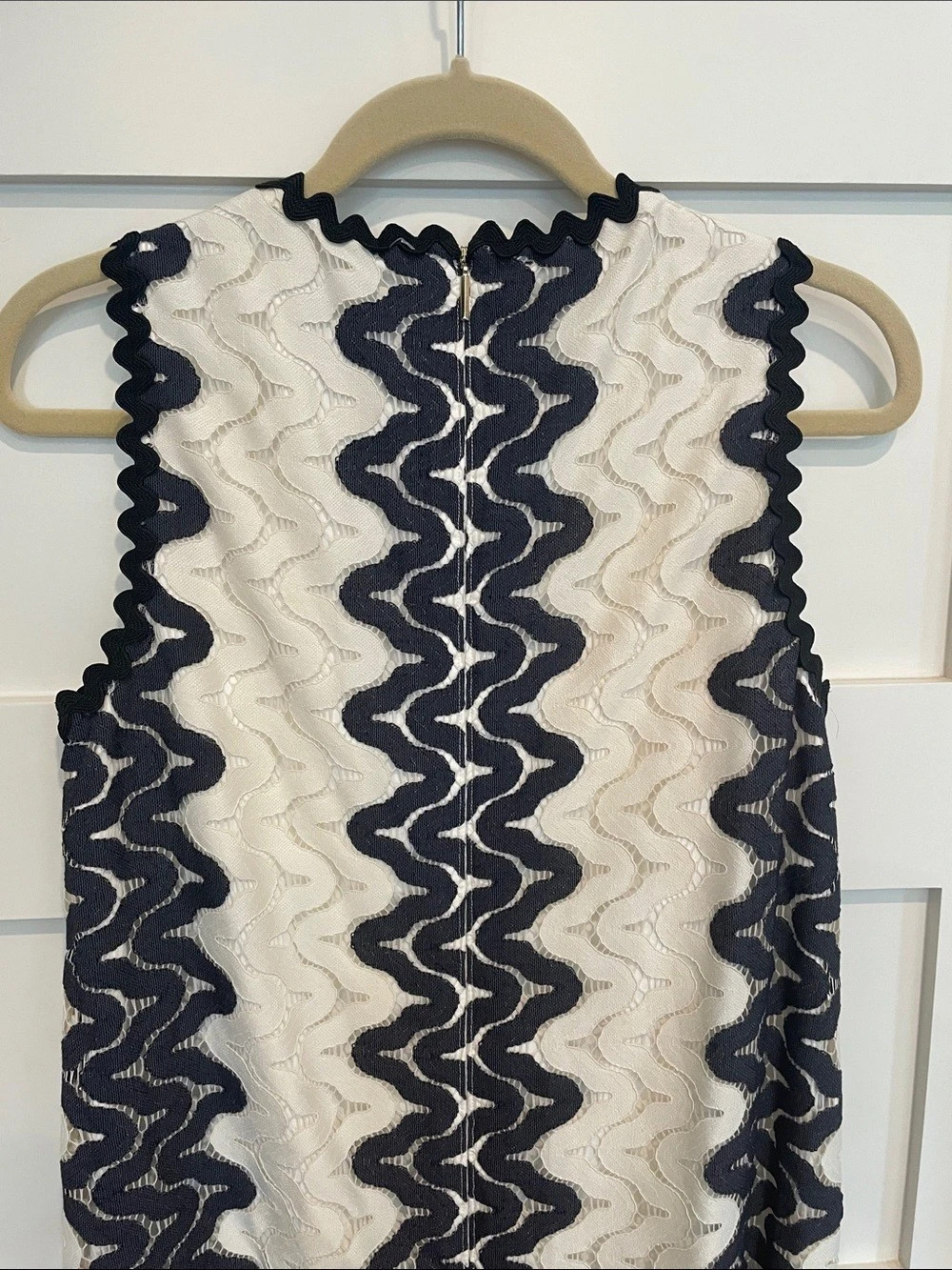 kate spade NEW YORK Look for the Silver Lining Chevron Dress Black & White Size